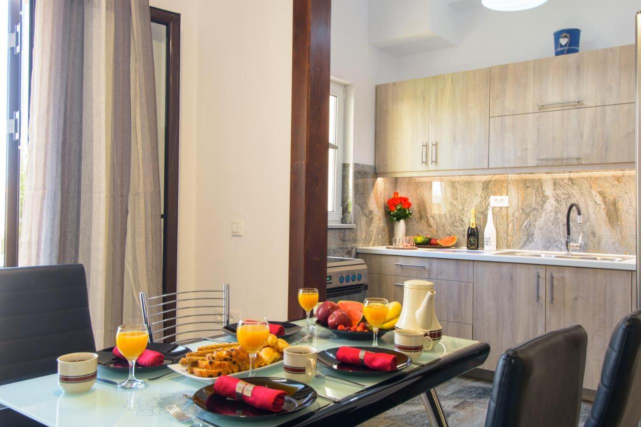House For Families Near The Lake Agios Nikolaos Extérieur photo